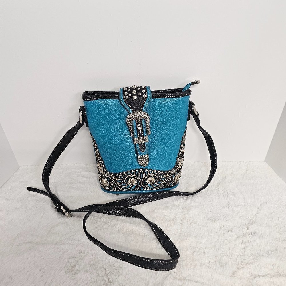 P&G Turquoise Faux Leather Western Bling Rhinestone Crossbody Bag